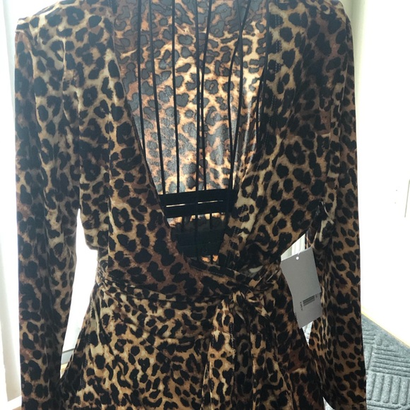 Brand New Leopard Wrap Around dress - Picture 3 of 4